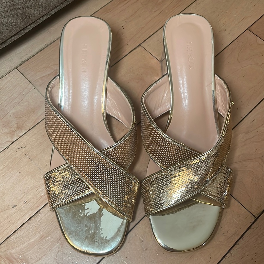 SHEIN | Gold Sequin Sparkly Clear Heels